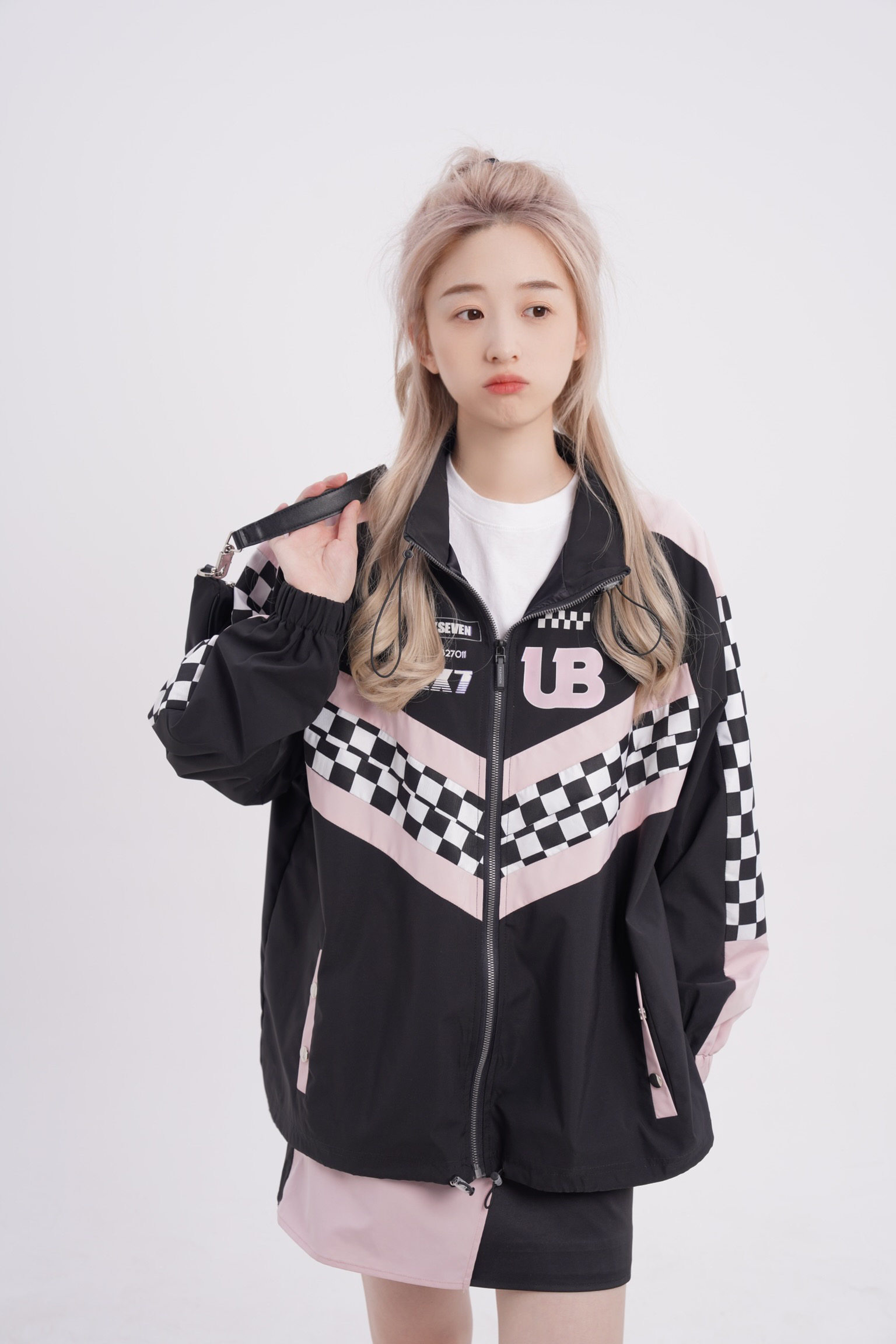 ubex7/三金七七 22ss赛车风潮美式复古直喷印花女上下装夹克套装