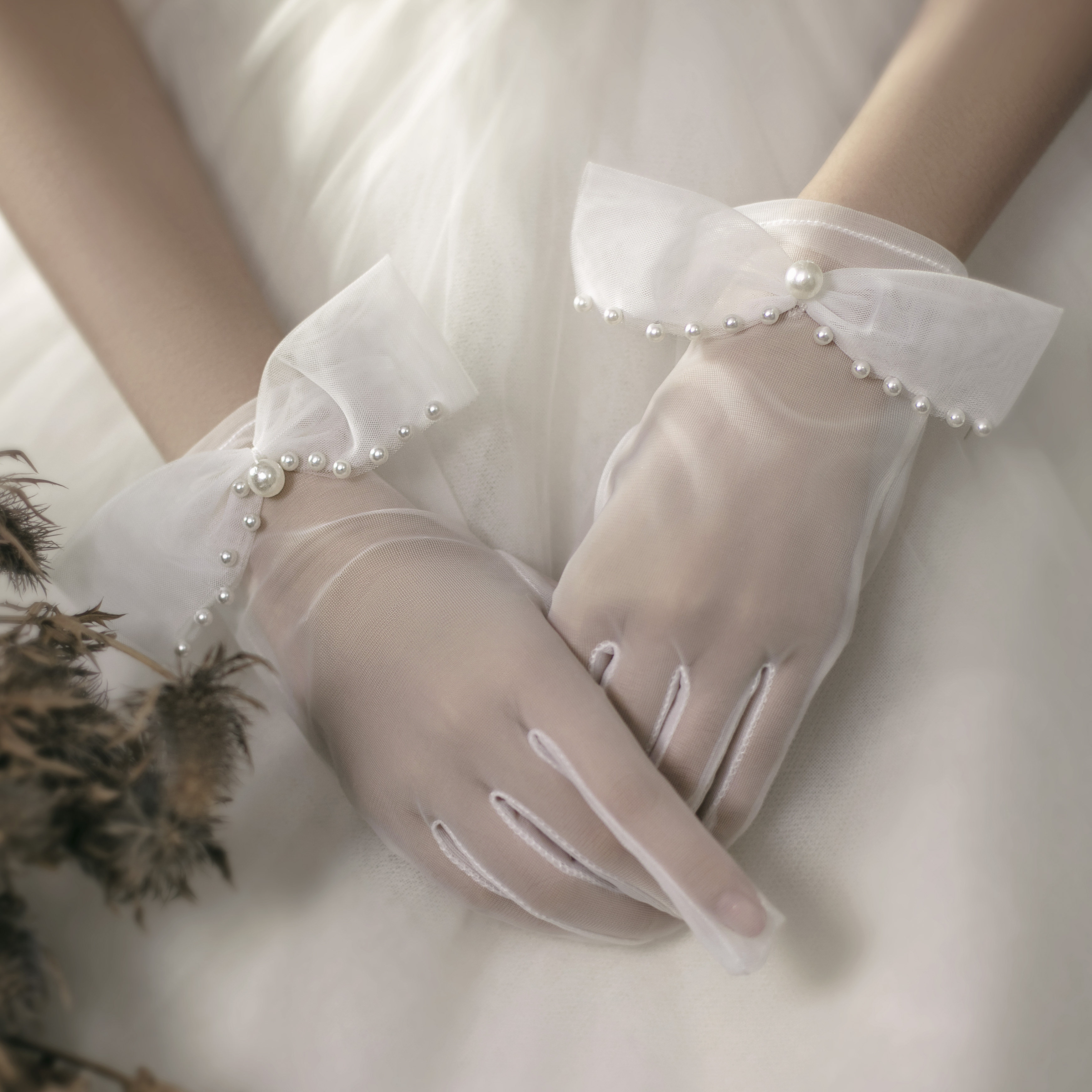 兮木婚品韩式蕾丝白色蝴蝶结复古新娘手套白纱婚礼短款珍珠新款20