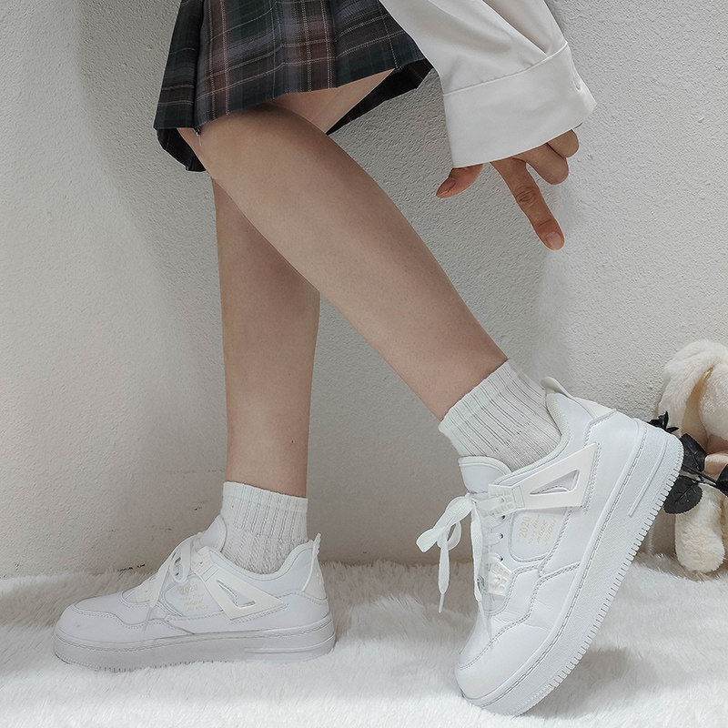 女秋冬百搭厚底小白鞋ins街拍潮鞋日系jk女鞋学生ulzzang板鞋优惠券
