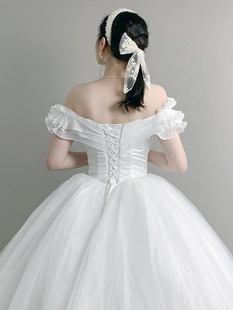 主婚纱2021新款气质一字肩宫廷公主风大拖尾法式简约新娘结婚礼服