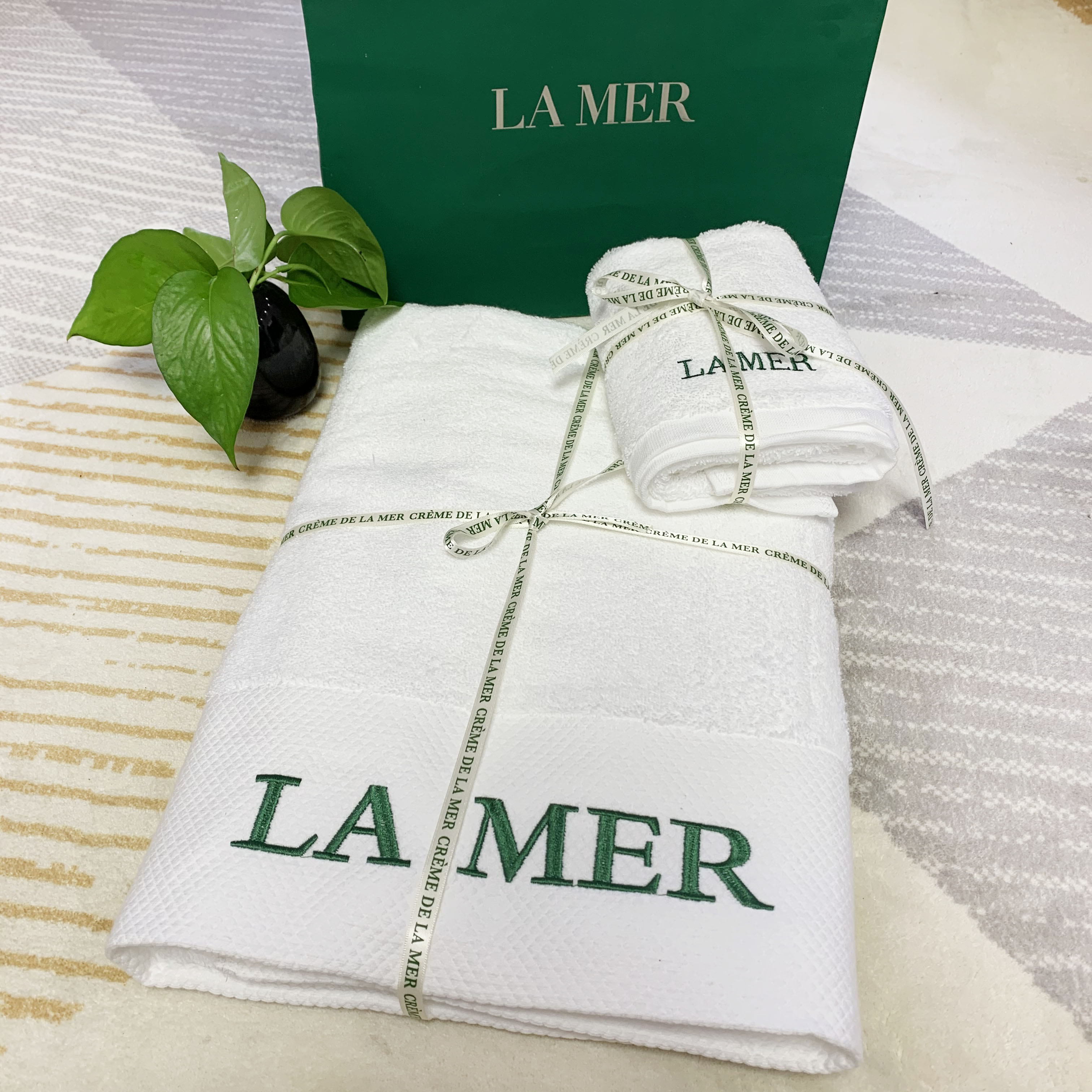 La mer 海蓝之谜浴巾 面巾 护理毛巾纯棉材质1件包邮专柜正品赠品