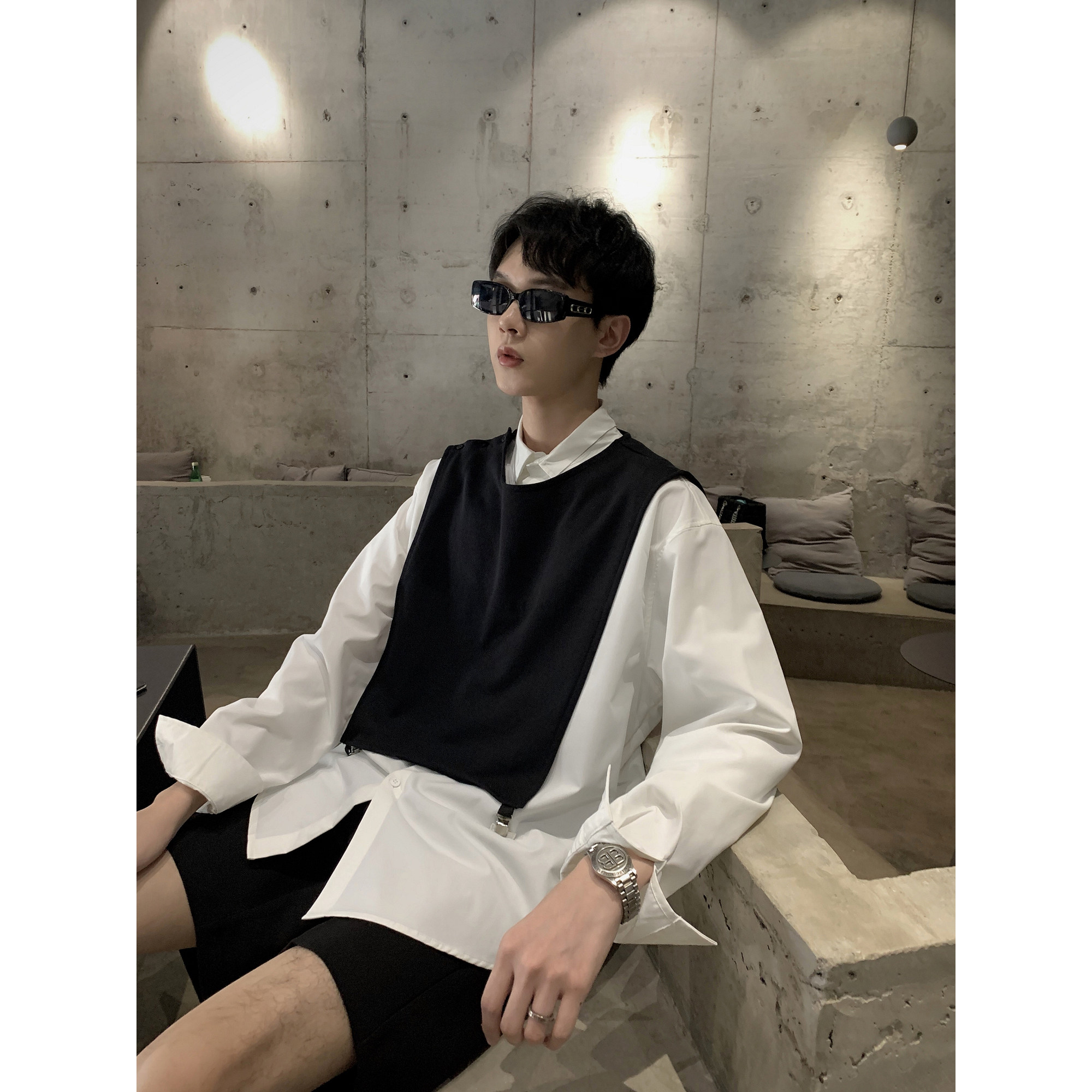 hozi高级小众拼接设计感男生上衣轻奢黑白披肩假两件衬衫长袖马甲