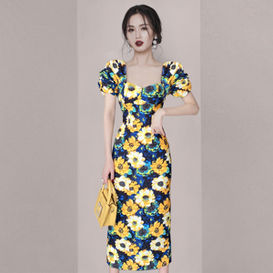 2021 fashion temperament Korean large flower print long slim sexy V-neck wrap hip dress
