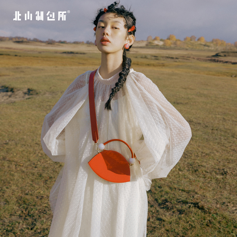 KITAYAMA Small satchel 2019 new pattern summer genuine leather France senior Inclined shoulder bag brand Bagin the Leather/Lady bags/Men's bag, Ms. bags category - from Buy2taobao.com to provide professional Taobao agent buy service