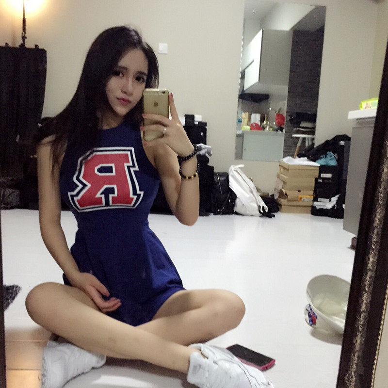 2020夏季韩国运动少女圆领显瘦连衣裙显白大胸显腿长高腰短裙