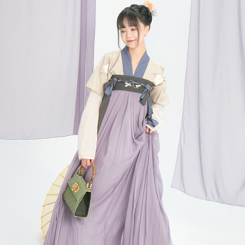 远山乔初玉兰原创汉服女齐胸襦裙汉服玉兰元素绣花半臂上衫