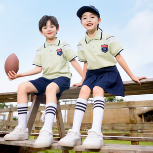 绿色班服小学生校服短袖两件套装学院风儿童毕业照幼儿园园服夏装