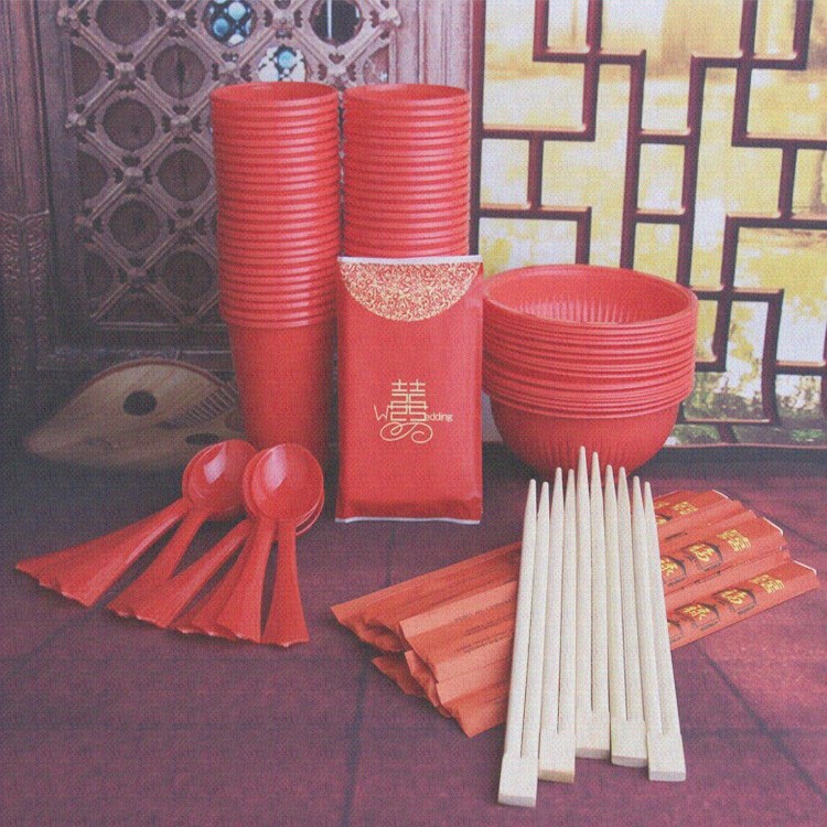 办酒席用的一次性碗筷套装婚庆结婚专用碗家用喜庆高档餐具婚礼。在类目 节庆用品/礼品, 其它节庆用品中 - 来自Buy2taobao.com提供专业的淘宝代购服务