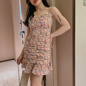 Floral pleated flounced suspender skirt with slim waist dress