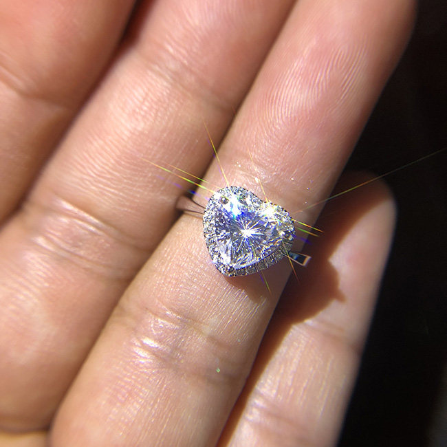 心形钻戒仿真2克拉仿钻戒指女纯银镀18k白金爱心型大钻石首饰莫桑