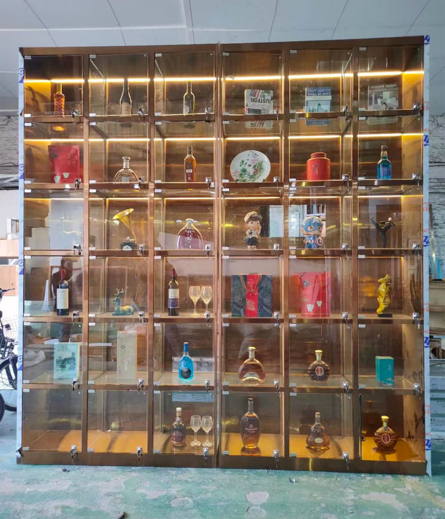 贵州不锈钢酒柜恒温定制装饰酒架