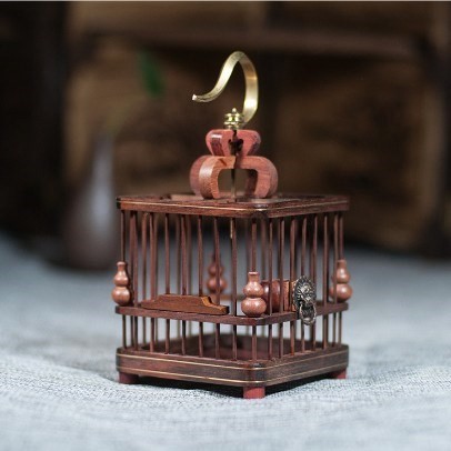 高档乌木紫光檀平顶圆形镶嵌彩贝蝈蝈笼子鸣虫爬行迷你小鸟笼。在类目 玩具/童车/益智/积木/模型, 户外运动/休闲/传统玩具, 其他户外休闲玩具中 - 来自Buy2taobao.com提供专业的淘宝代购服务