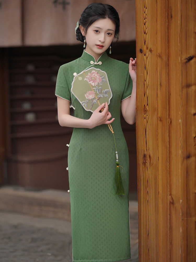 花开栀夏青绿色提花旗袍2023春夏新款复古民国风年轻款少女淑女范