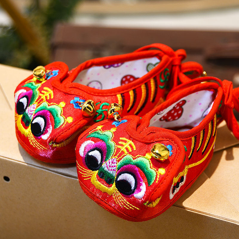 婴幼儿手工软底虎头鞋满月单鞋布鞋