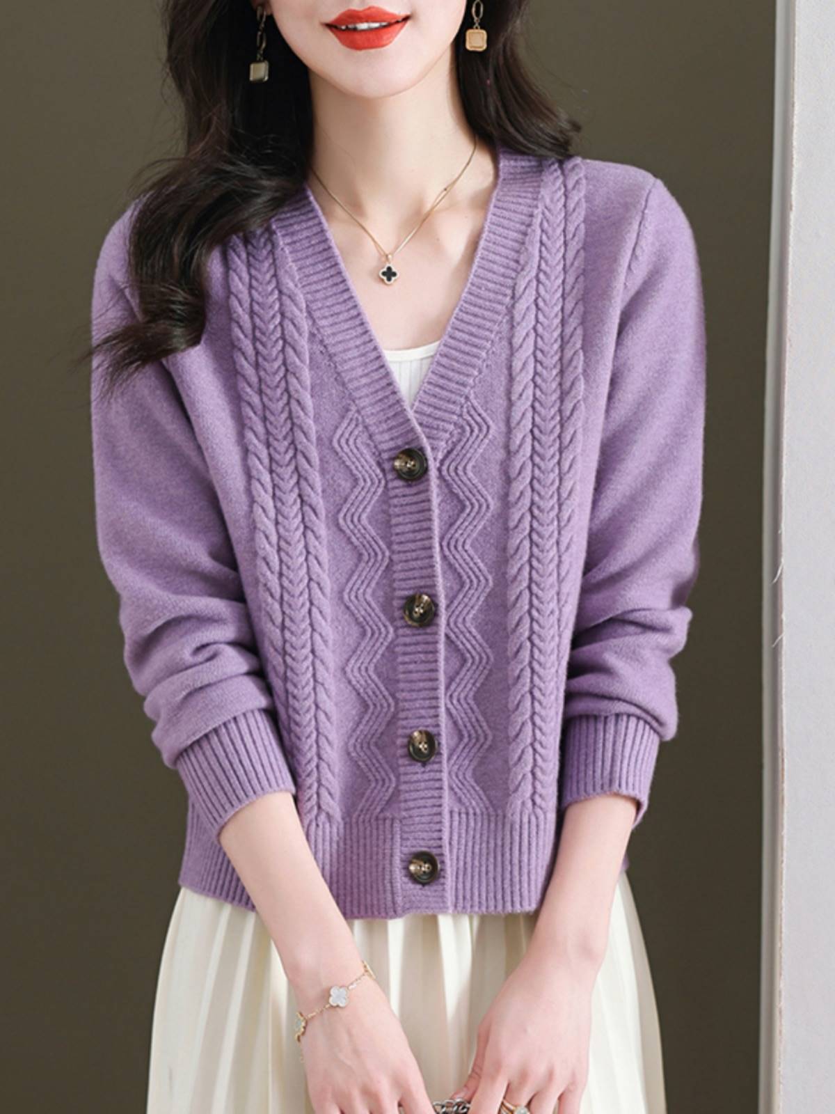 紫色毛衣外套女短款针织开衫春装2024年新款小个子上衣妈妈外搭