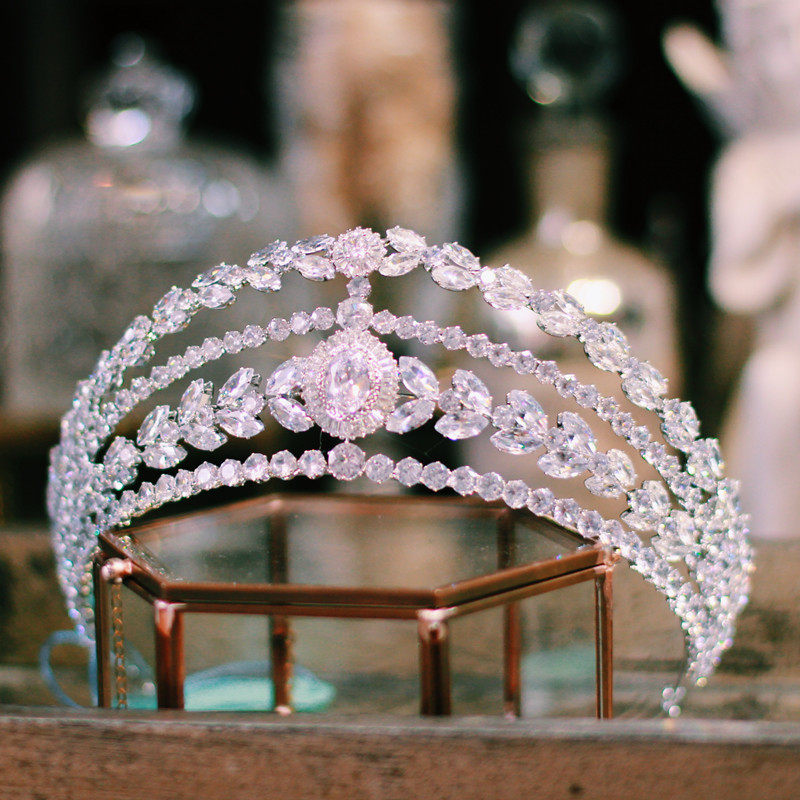 头纱高级感皇冠新娘主婚纱头饰2022年