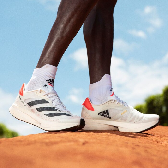 阿迪达斯adidas adizero adios pro 2.0碳板五指马拉松跑鞋fz2477