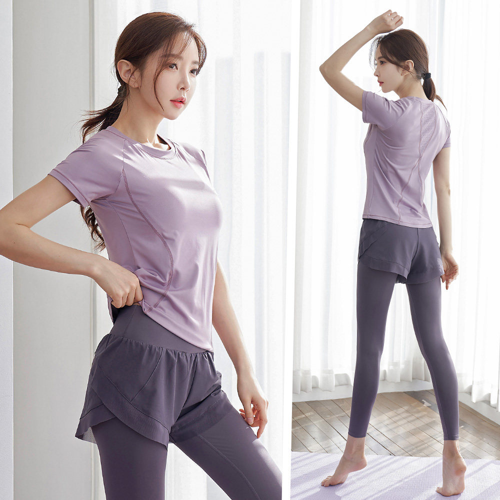 健身瑜伽服夏季女2021新款专业高端晨跑步运动套装速干衣时尚爆款