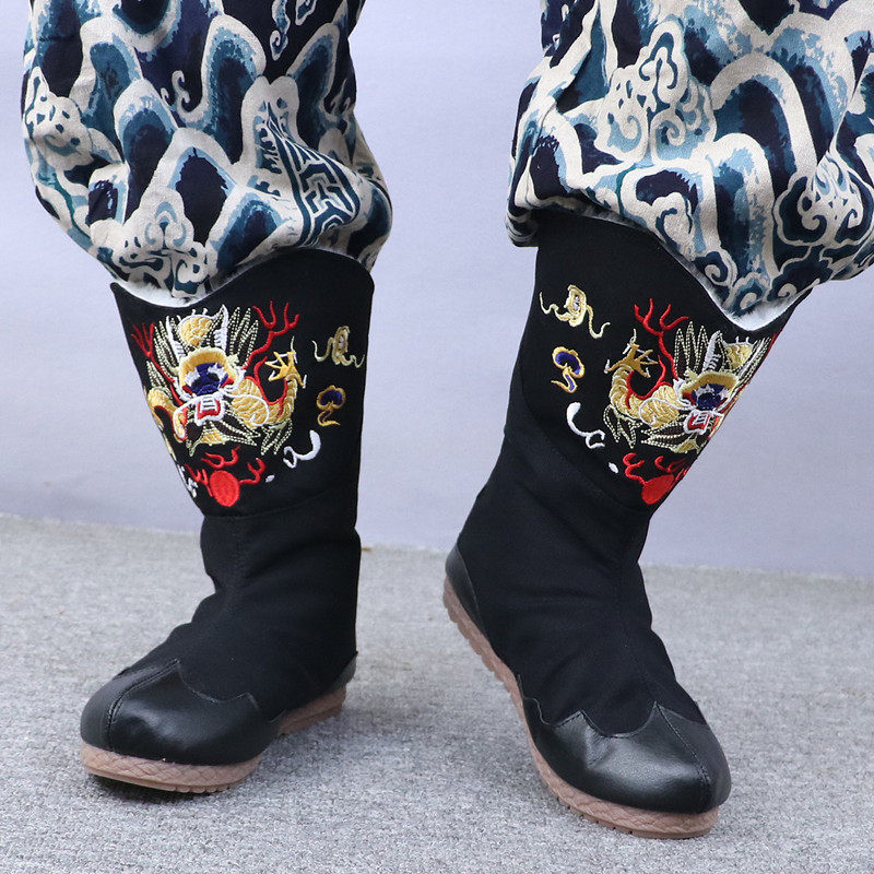 春秋中国风男鞋官靴虎头刺绣复古透气短靴加绒男士靴
