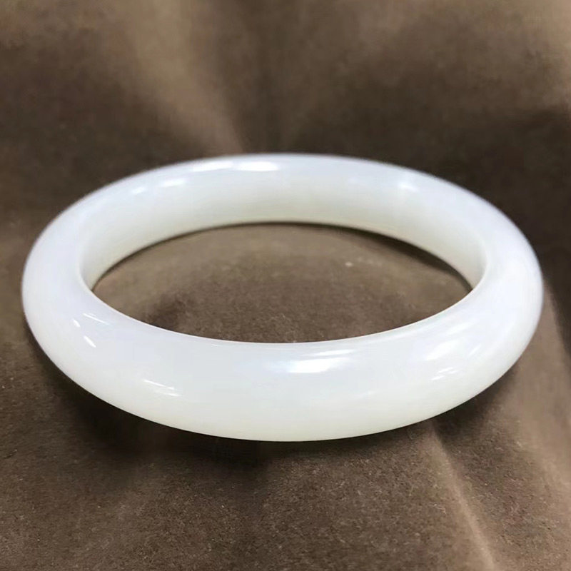 正品天然新疆和田玉且末料老坑羊脂白玉手镯子女玉质细腻一级白