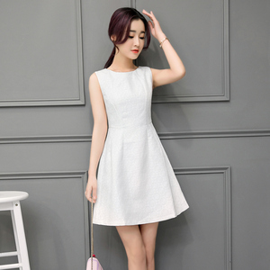 收腰高腰背心裙价格