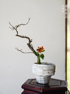 陶瓷手作不规则碗花器 禅意中式日式插花器皿 剑山插花器高足盘