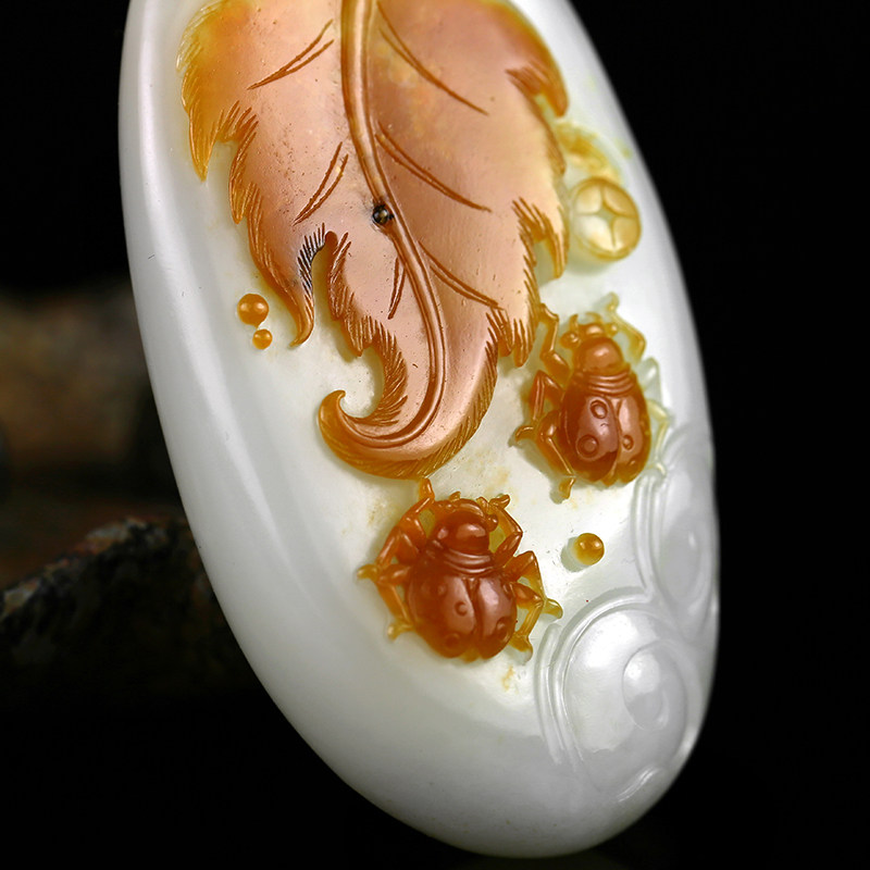 省级玉雕大师石桂新作品 和田玉籽料白玉把件富甲一方 173.999g