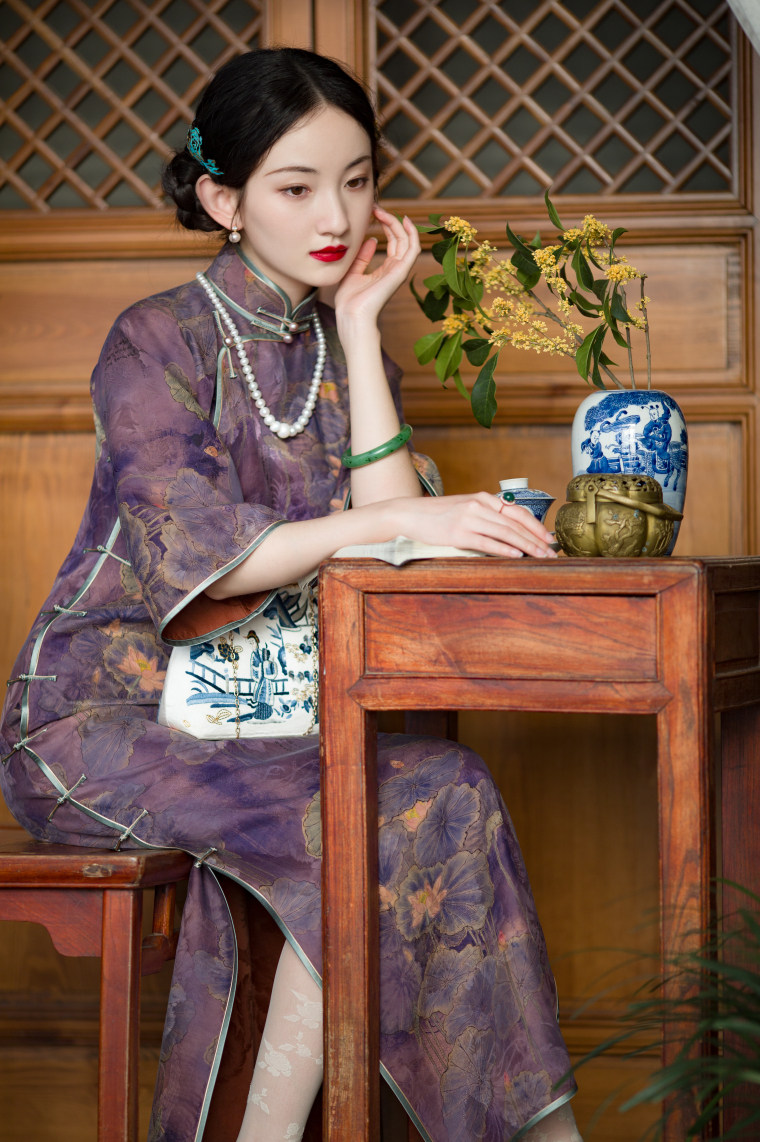 池晚莲芳丨2021冬季新款丨香云纱印花倒大袖复古民国风旗袍连衣裙