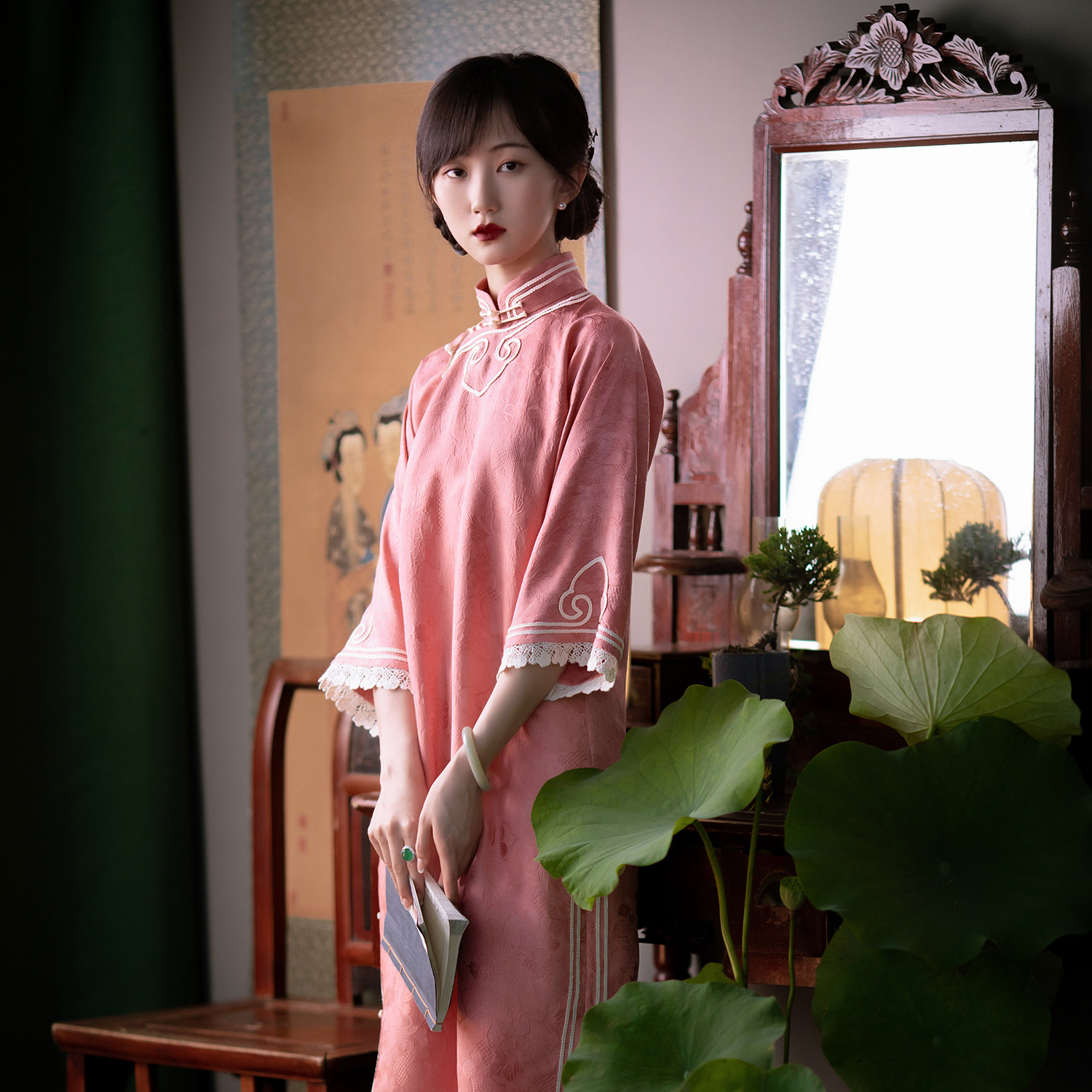 春妆媚丨春夏秋款如意云头真丝提花蕾丝边倒大袖民国复古旗袍甜美