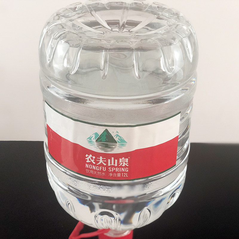 热销一箱矿泉水_农夫山泉12l*1桶 天然弱碱性矿泉水桶装水饮水机江浙