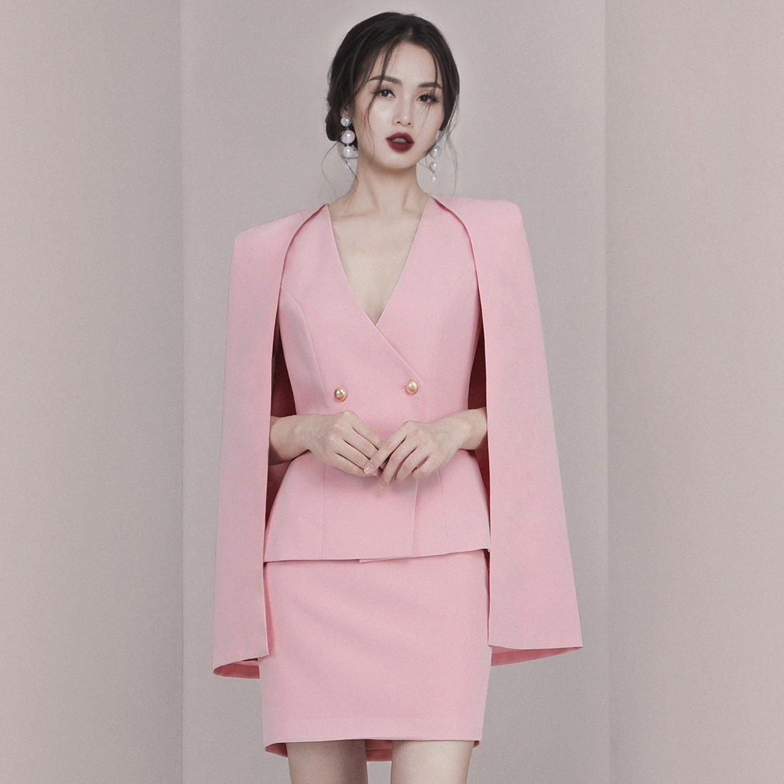 白色西装女套装 晚礼服斗篷西装女王范职场女神范衣服 气质微胖