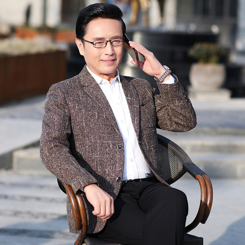 春季新款男士西装外套中老年商务休闲西服爸爸上衣x9146p100模特