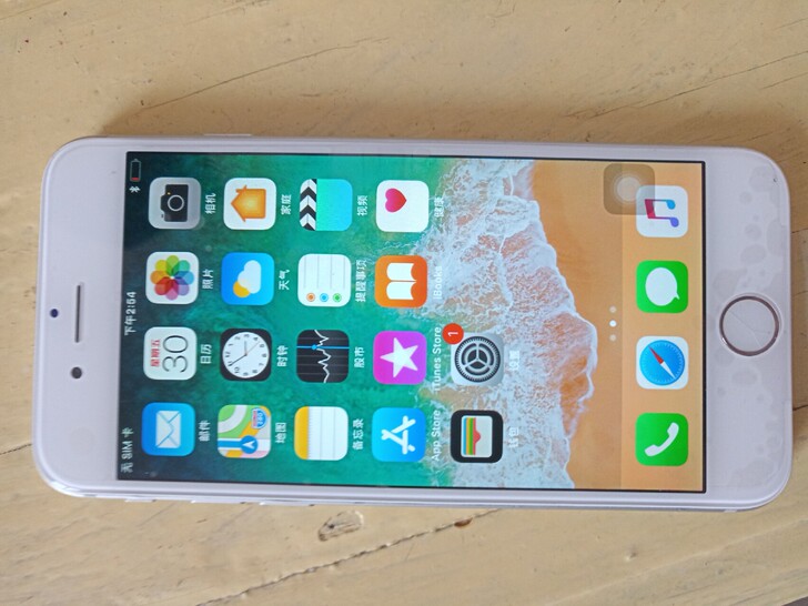 iPhone6，太空银64G，九成新