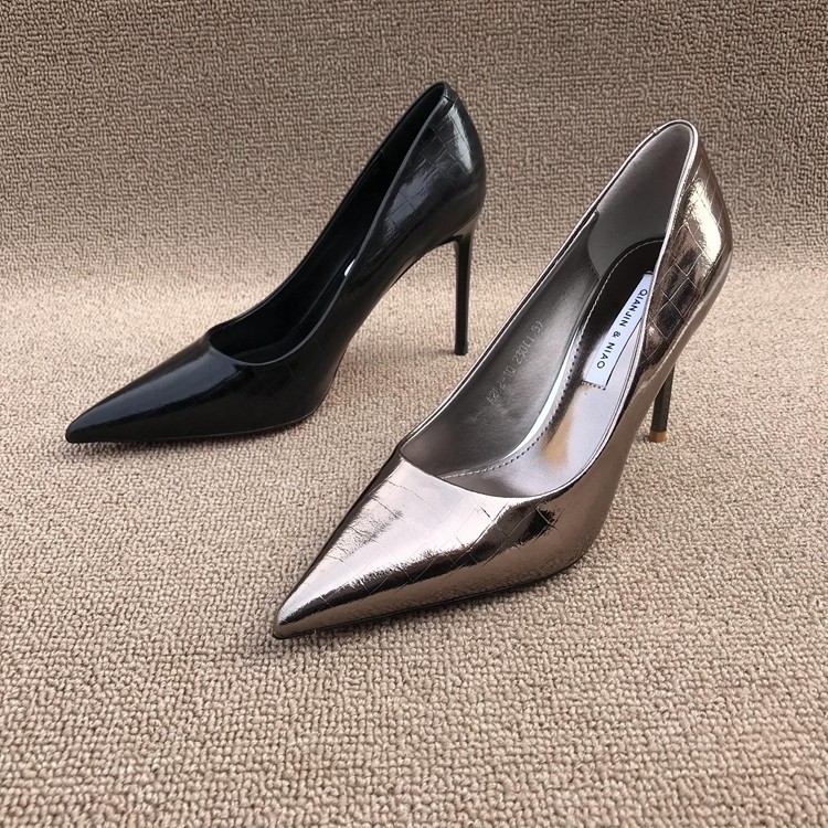 2020年新款春秋性感尖头细跟浅口单鞋百搭枪色银色礼服高跟鞋女鞋