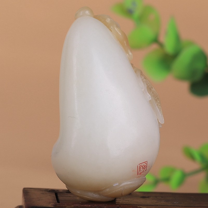 省级玉雕大师文军作品 和田玉羊脂玉节节高挂件 94克