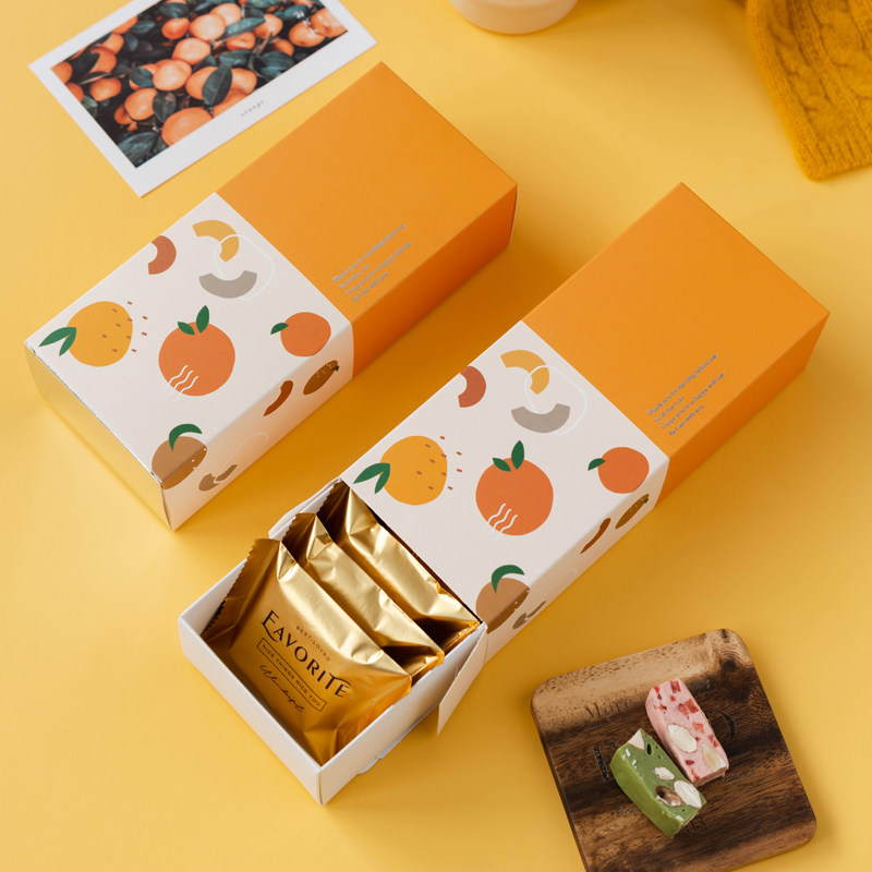 新品创意手绘牛轧糖盒烘焙常温曲奇饼干凤梨酥奶枣马