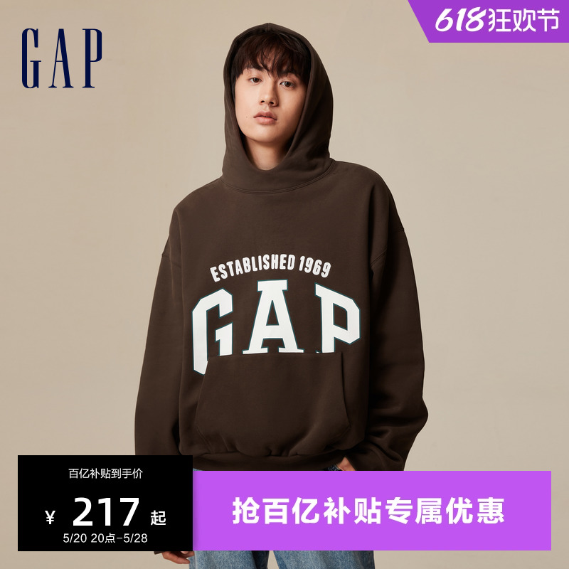 Gap男女装秋冬LOGO校园风宽松