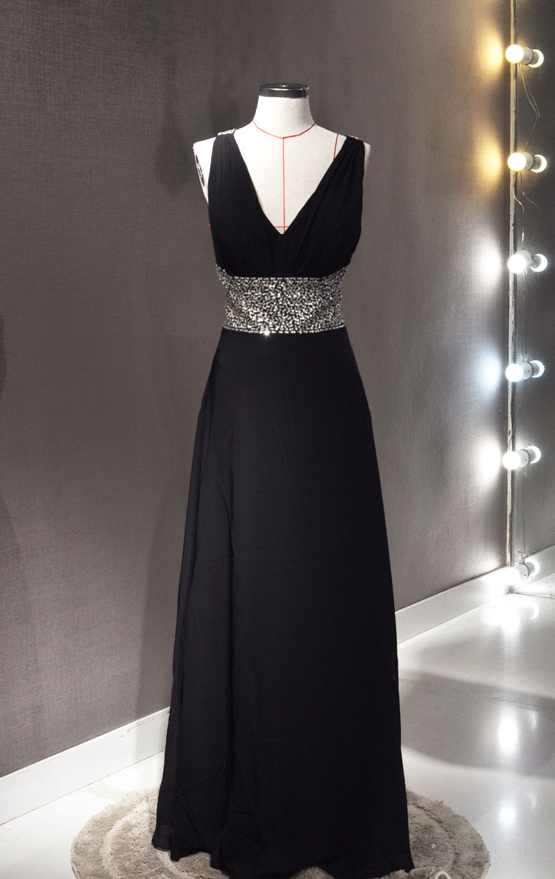 全新处理礼服黑色 v领性感美背 精致手工钉珠高雅 晚宴年会酒宴会