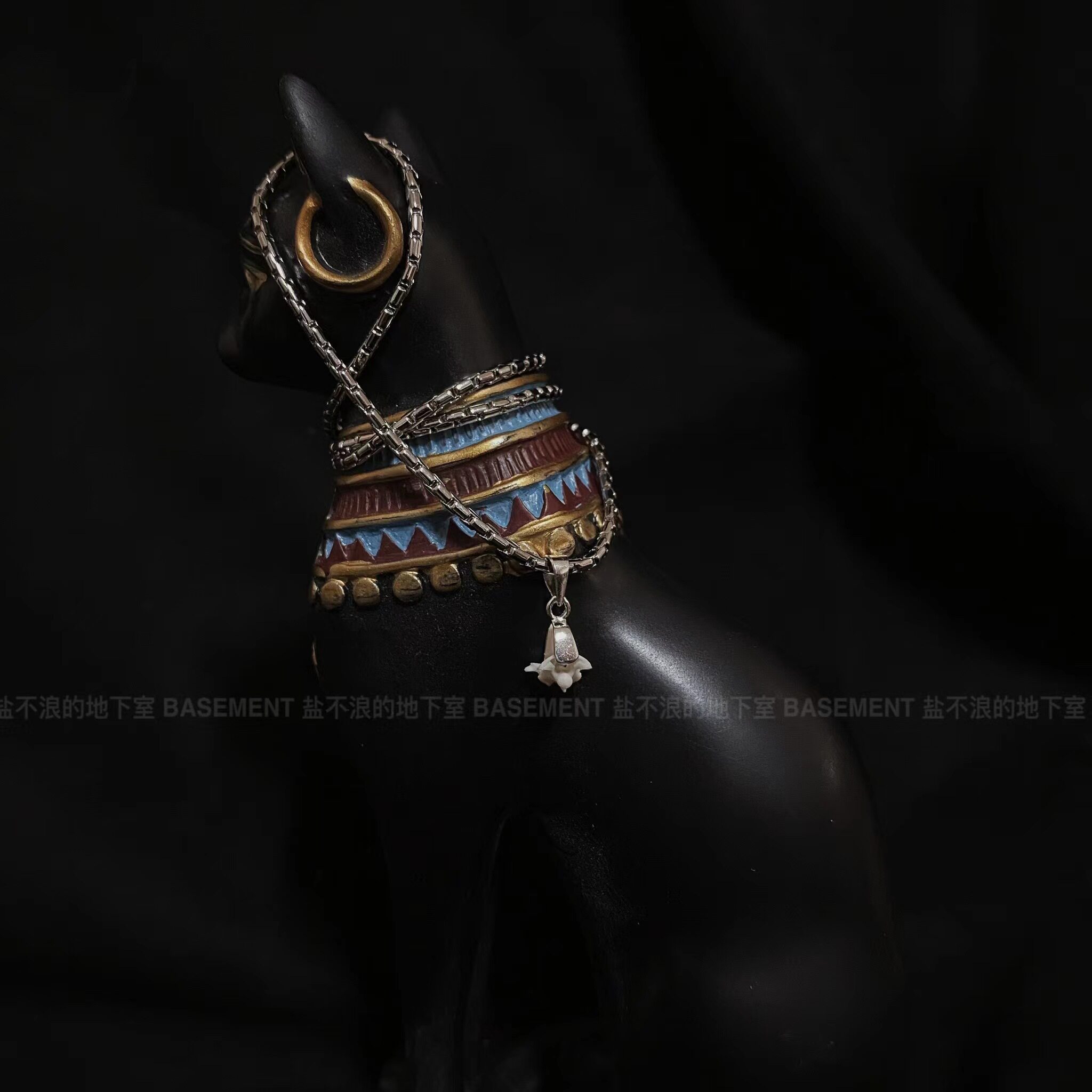 原创 蛇心 ·「盐不浪的地下室」蛇骨吊坠手作小众颈链项链choker