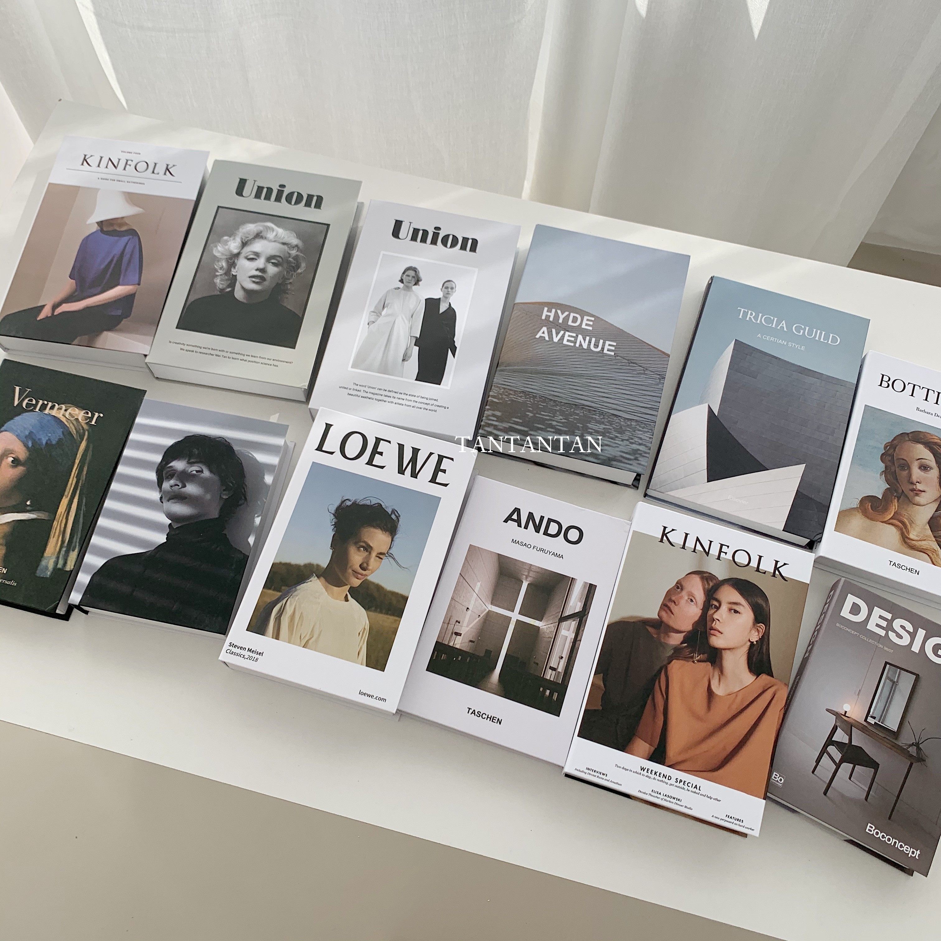 ins道具书 摆饰家居装饰书咖啡厅样品房民宿装饰 摄影道具