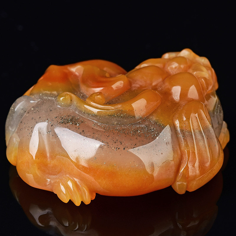 st3079 天然俏色黄龙玉金沙回头貔貅吊坠58.89g