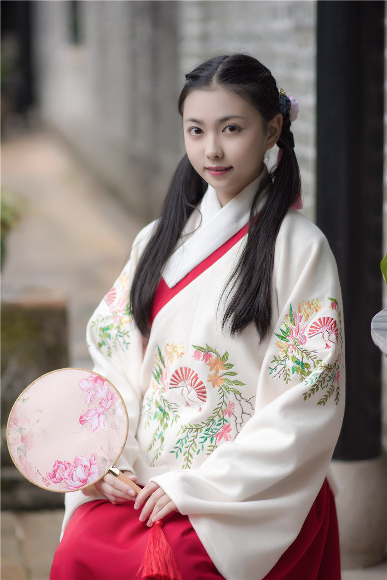 【游鹤工作室】正统汉服 明制袄裙 画堂春 预售页面  定金