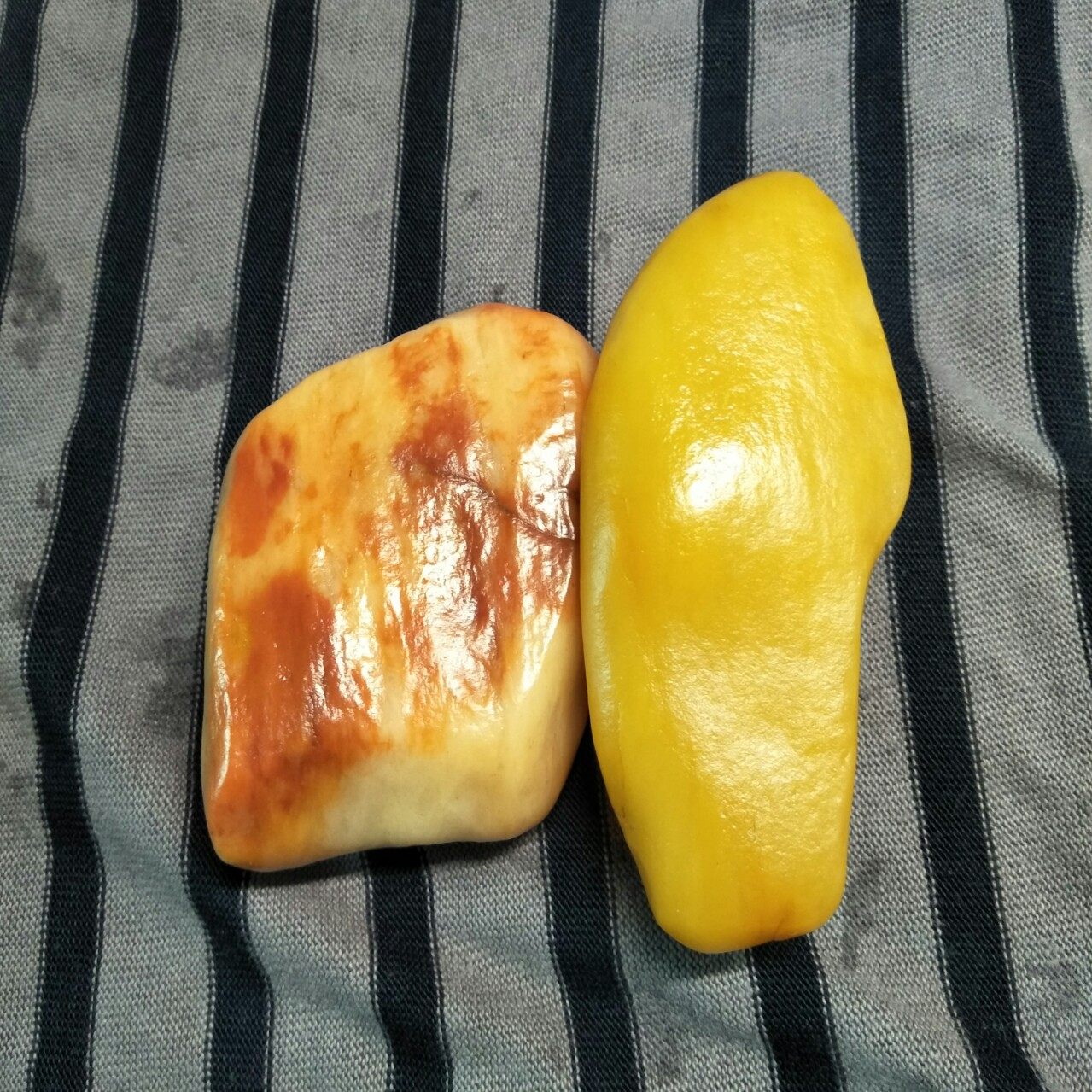 旺旺联系 直播视频看挑货 新疆金丝玉内蒙古阿拉善戈壁滩原石玉石
