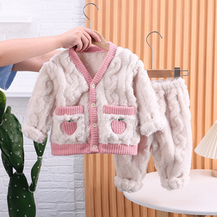 婴幼儿童加绒秋冬新款家居服套装女宝宝剪毛绒加厚睡衣洋气两件套