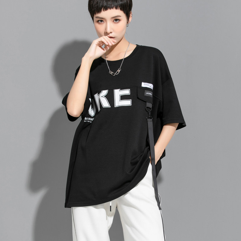 黑色短袖女t恤图案