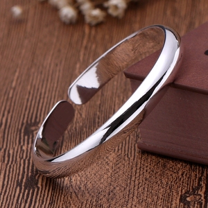 光面贵妃银镯价格