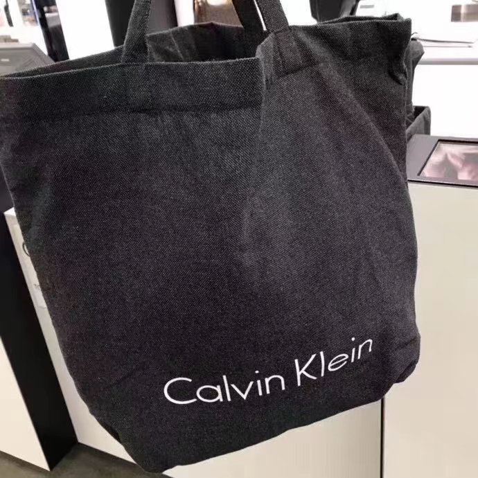 美国 Calvin Klein/ CK女士休闲品牌字母印花购物袋单肩包