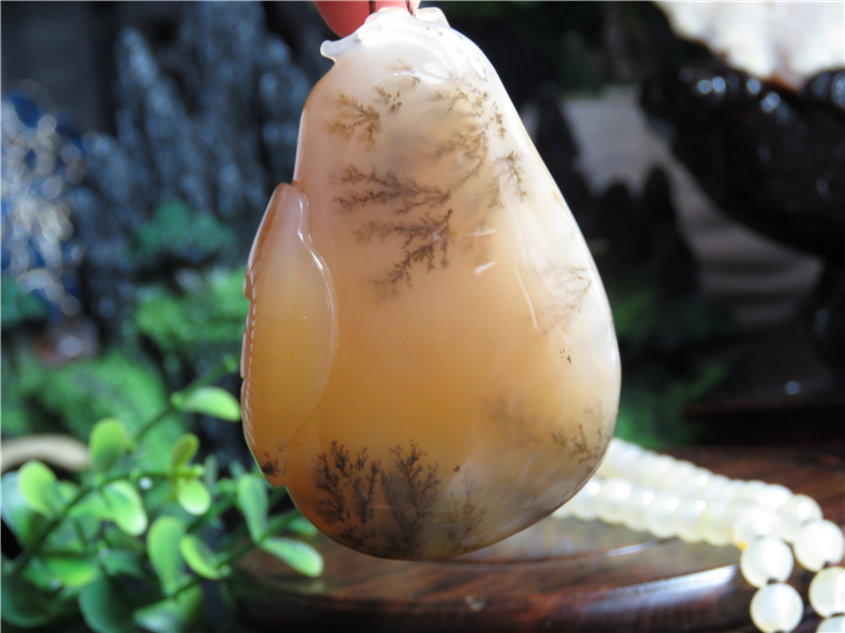 瑞皇翠天然玉石云南黄龙玉精品草花福瓜吊坠玉佩玉坠毛衣链证书