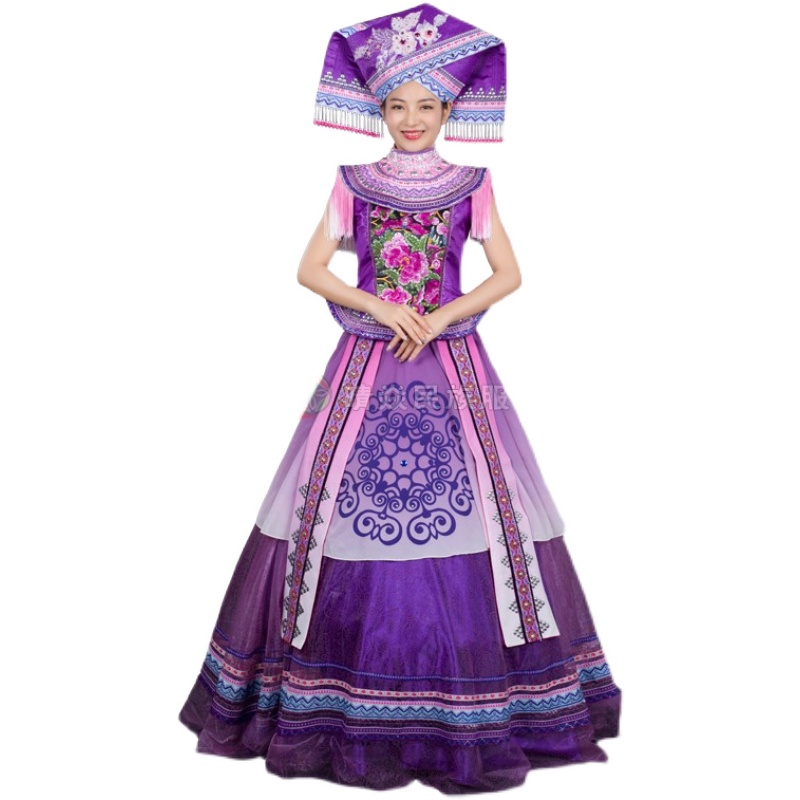 晴焱服装定制壮族民族紫色刺绣印花大裙摆盛装舞台表演走秀礼服女