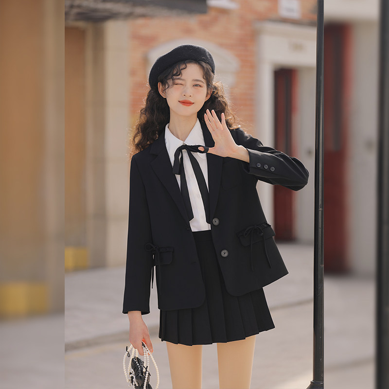 玲玖黑色学院风西装外套女春新款休闲高级感炸街小西服jk上衣